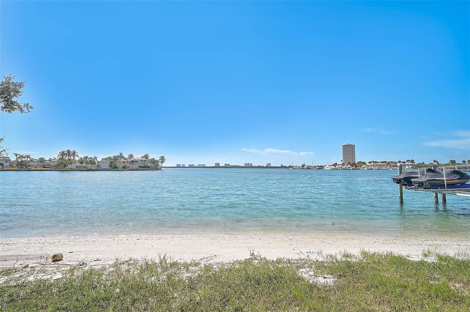 A4669993 Property Photo