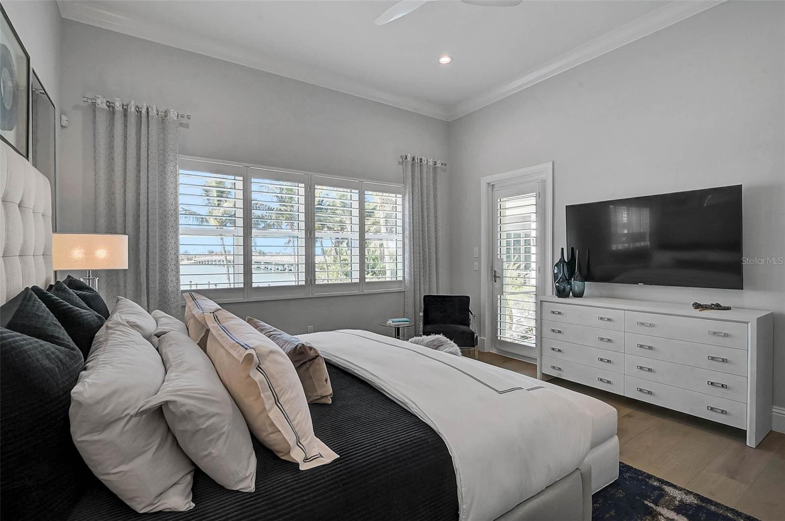 A4669993 Property Photo