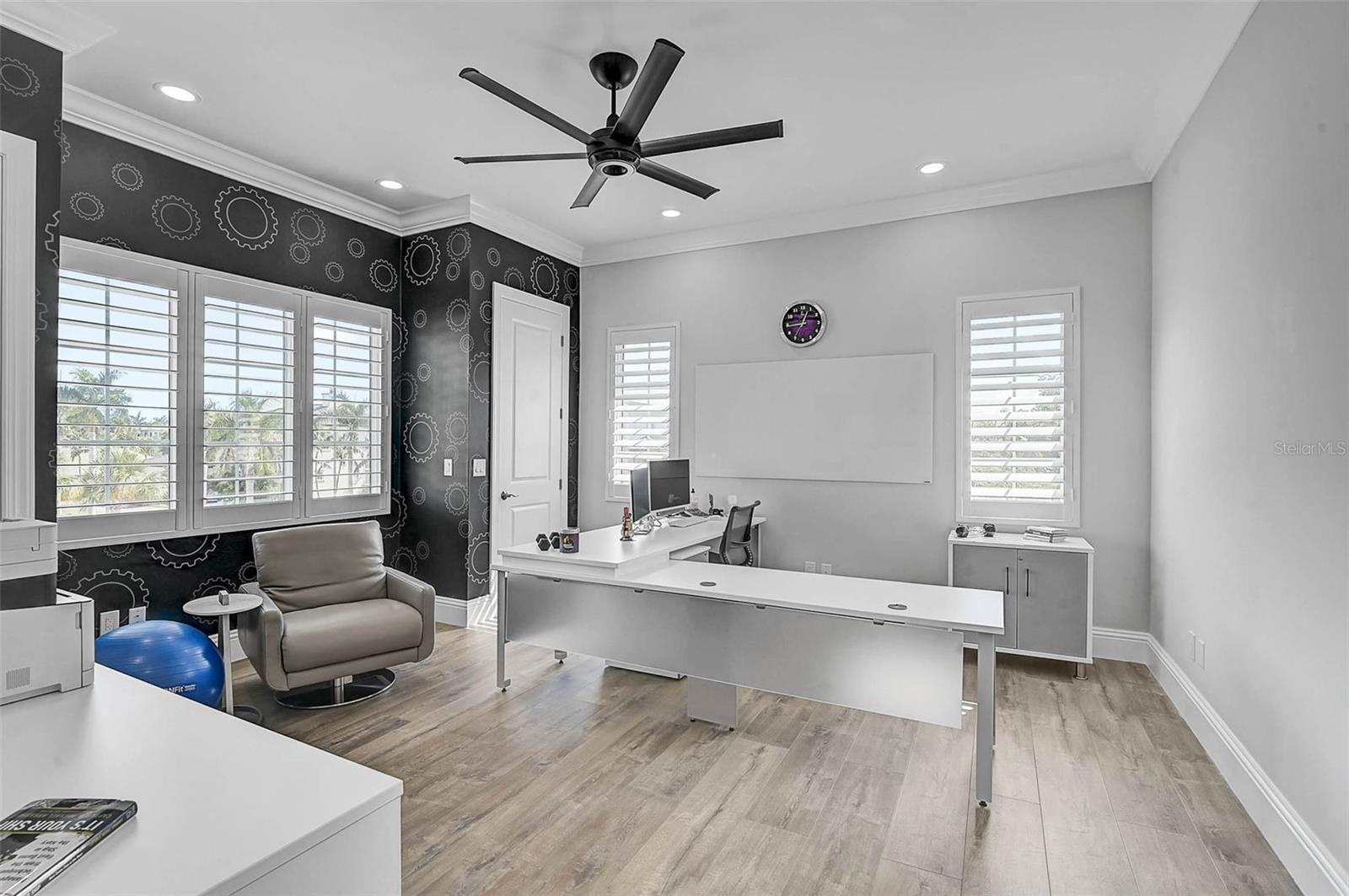 A4669993 Property Photo