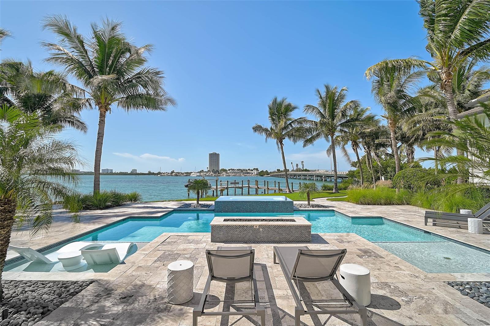 A4669993 Property Photo