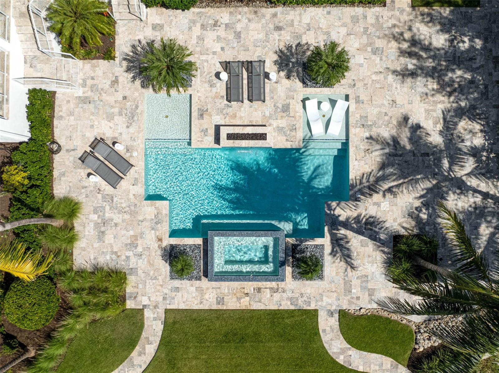 A4669993 Property Photo