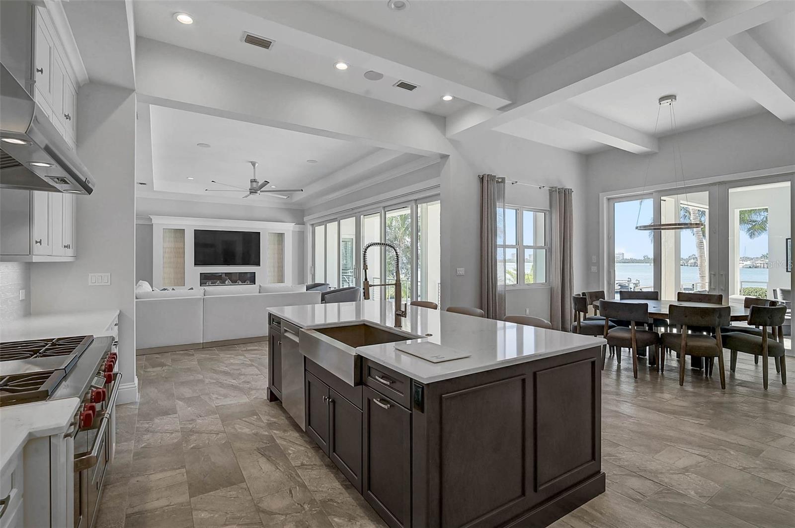 A4669993 Property Photo