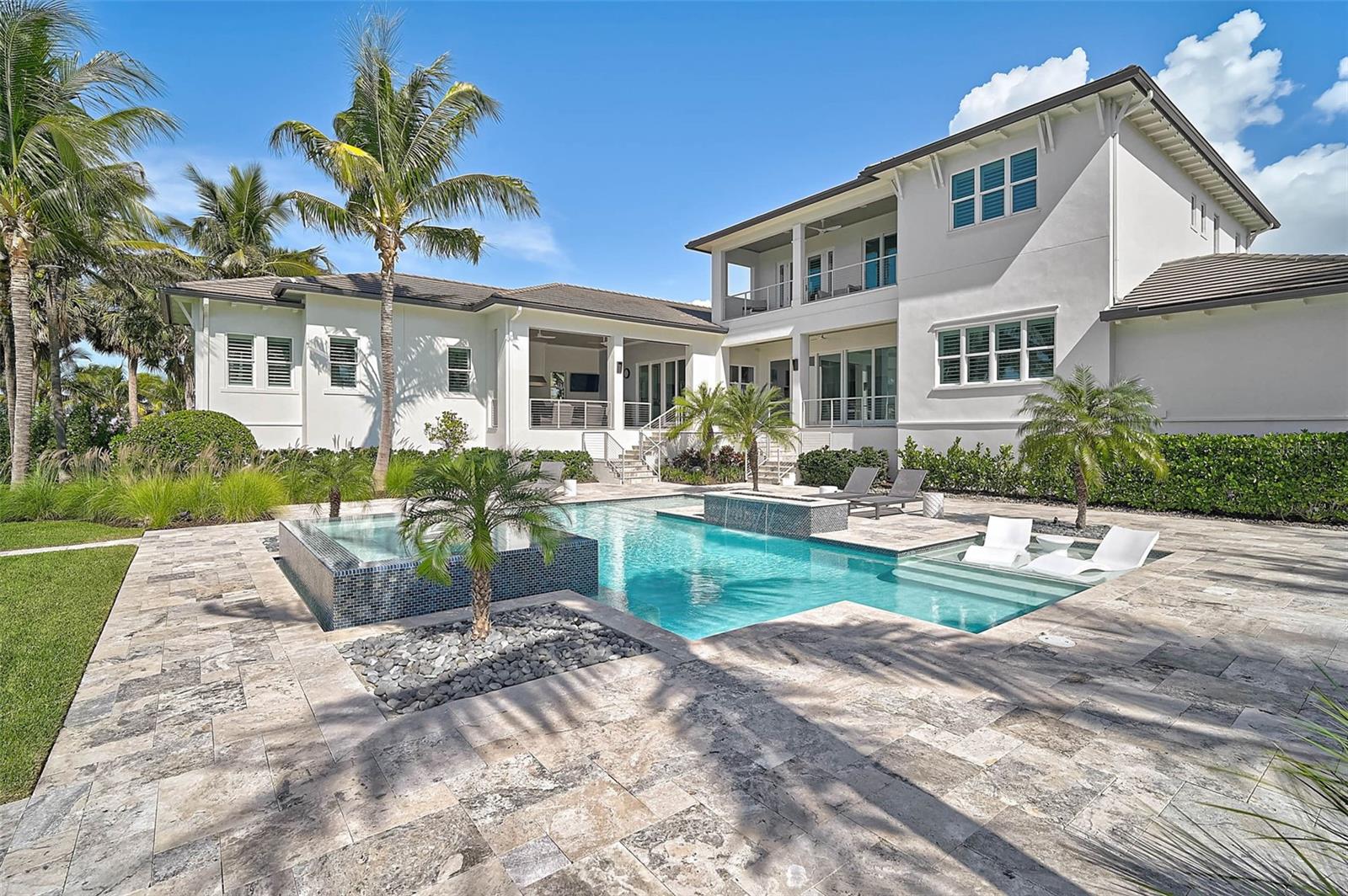 A4669993 Property Photo