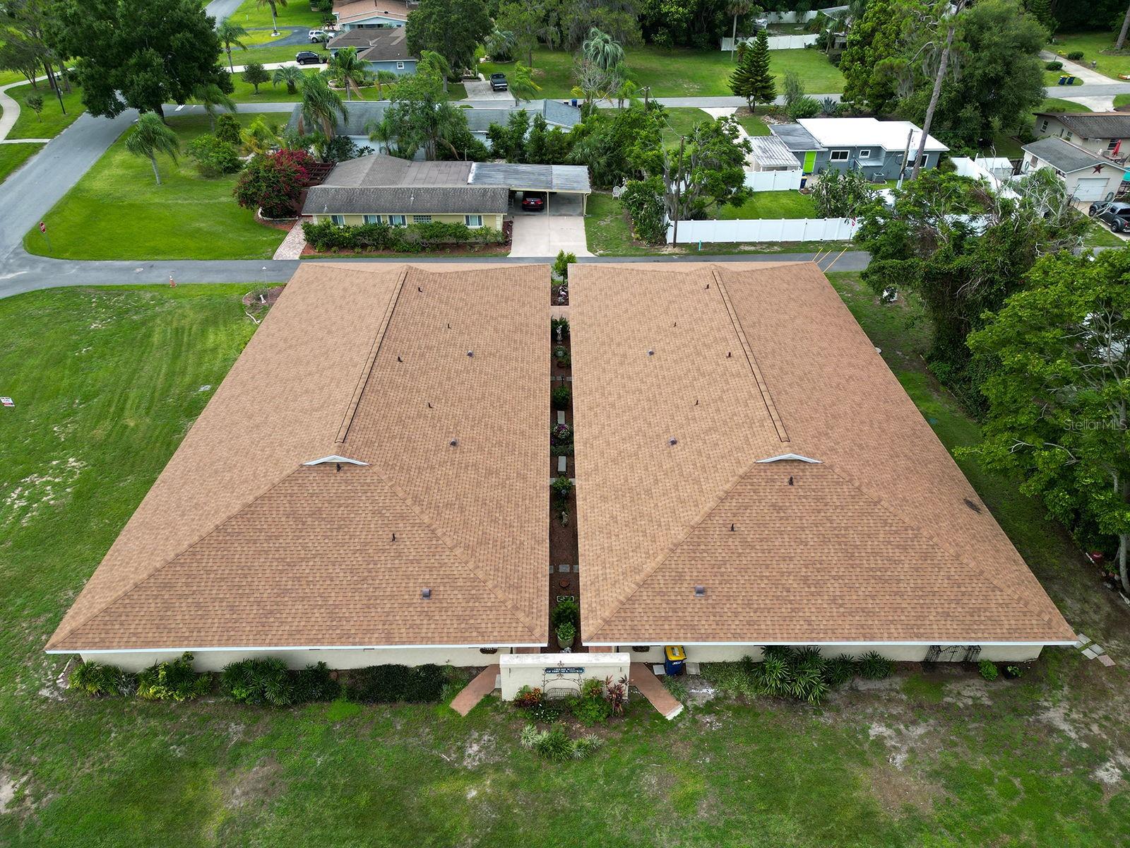 135 E CENTRAL AVE, HOWEY IN THE HILLS, FL, 34737