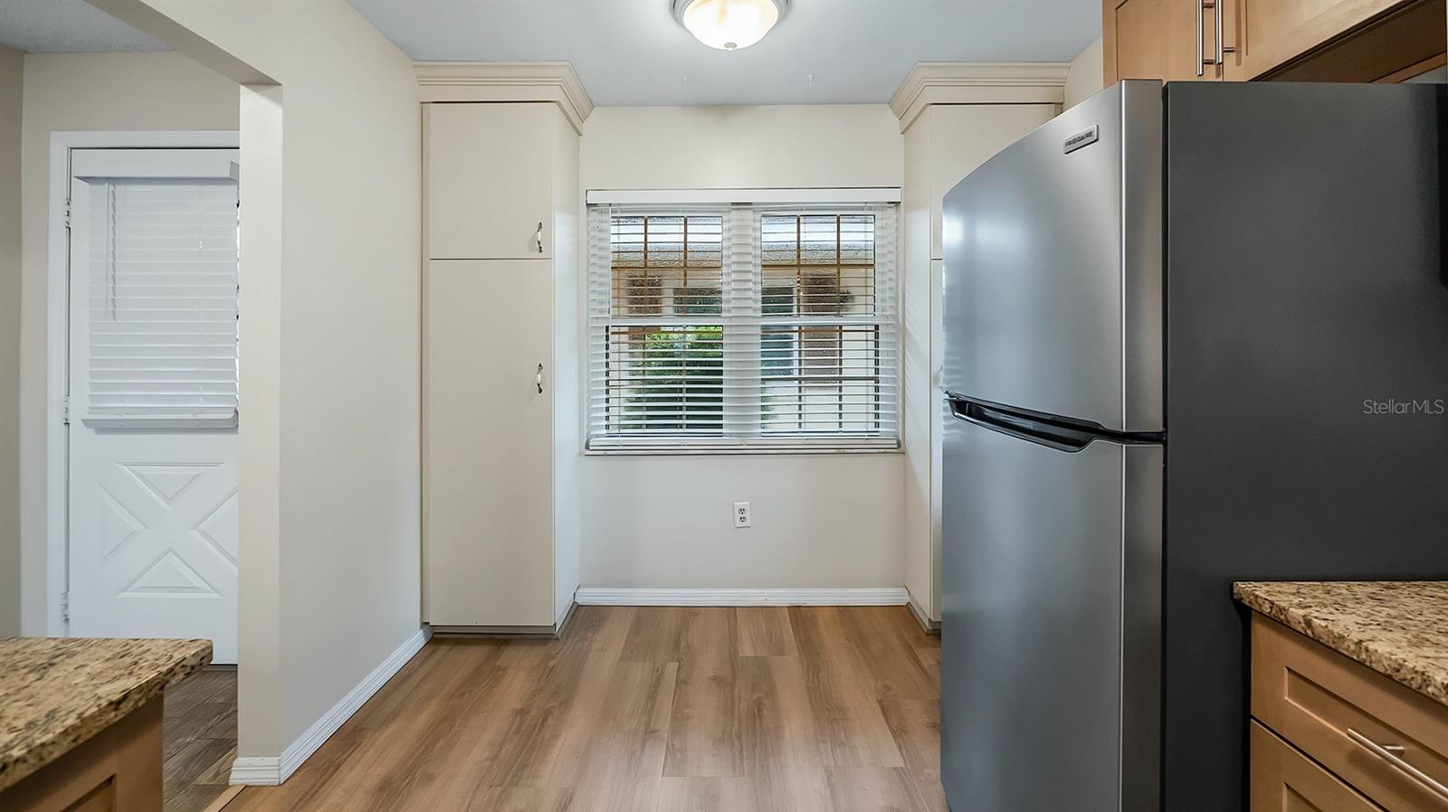 135 E CENTRAL AVE, HOWEY IN THE HILLS, FL, 34737