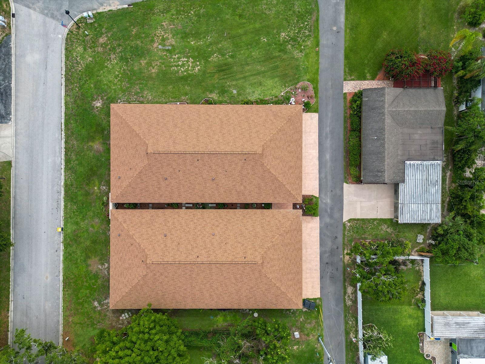 135 E CENTRAL AVE, HOWEY IN THE HILLS, FL, 34737