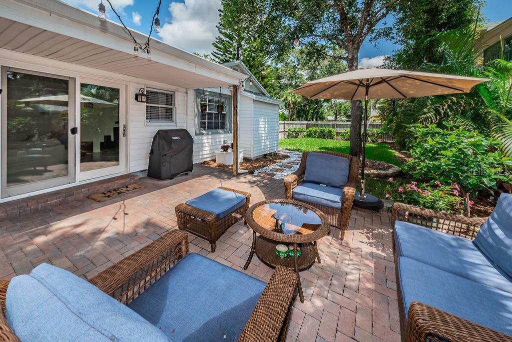 1037 18TH AVE N, ST PETERSBURG, FL, 33704