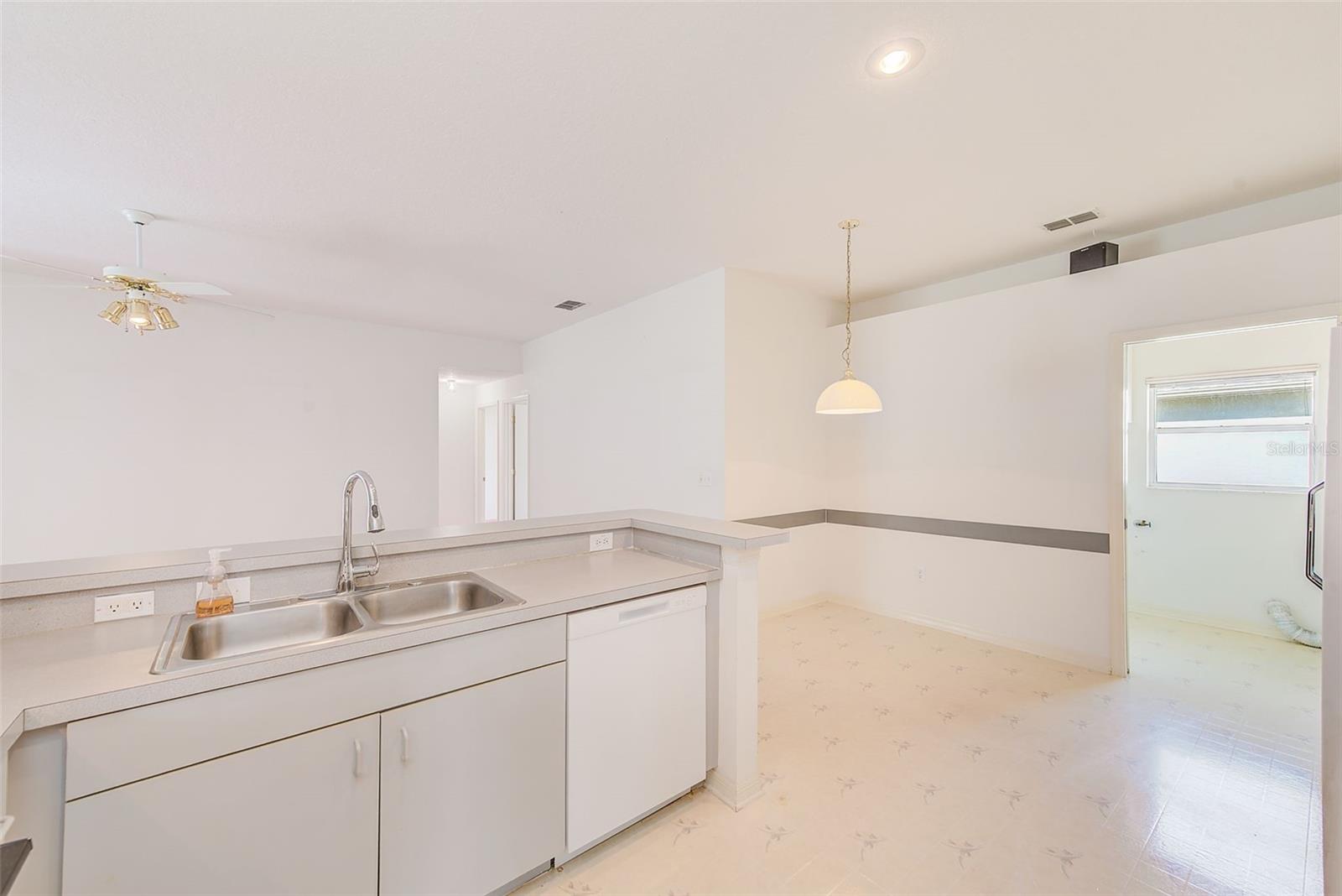 3454 SILVER MEADOW WAY, PLANT CITY, FL, 33566