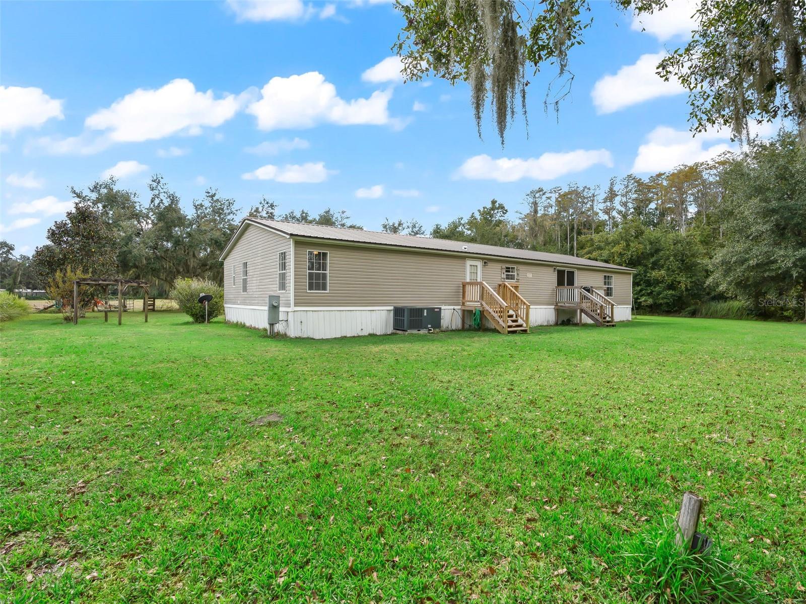 1814 CR 739, WEBSTER, FL, 33597