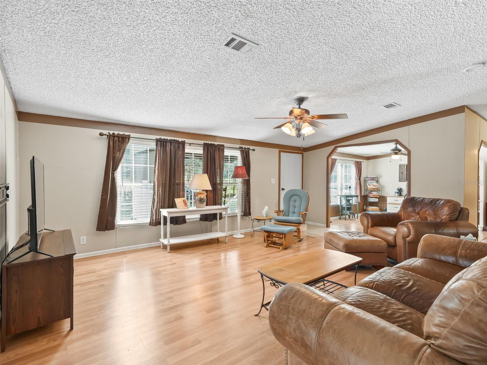 1814 CR 739, WEBSTER, FL, 33597