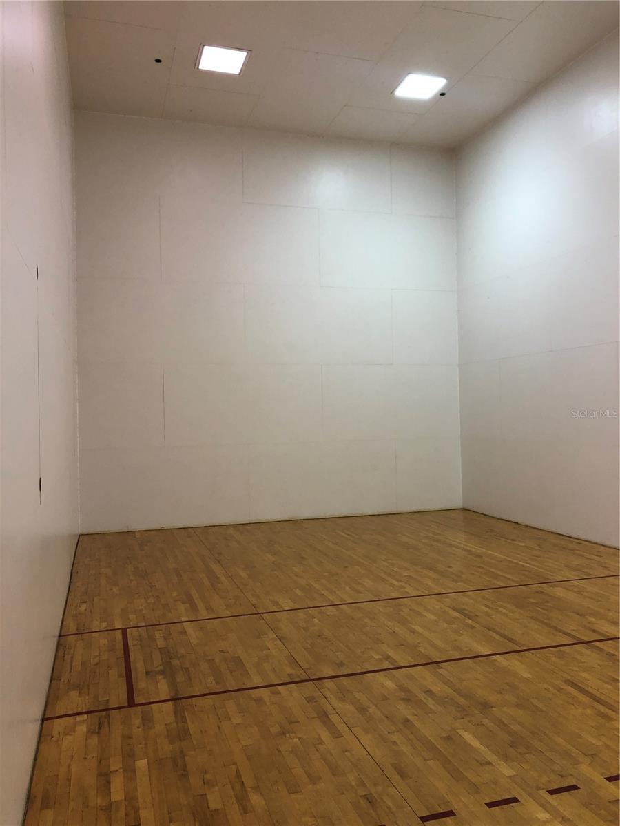 5572 METROWEST BLVD #5-105, ORLANDO, FL, 32811