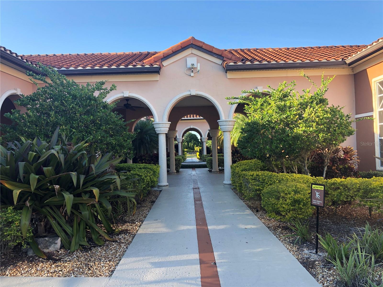 5572 METROWEST BLVD #5-105, ORLANDO, FL, 32811