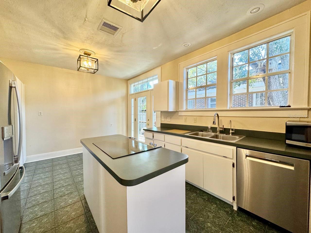 3112 W PALMIRA AVE, TAMPA, FL, 33629