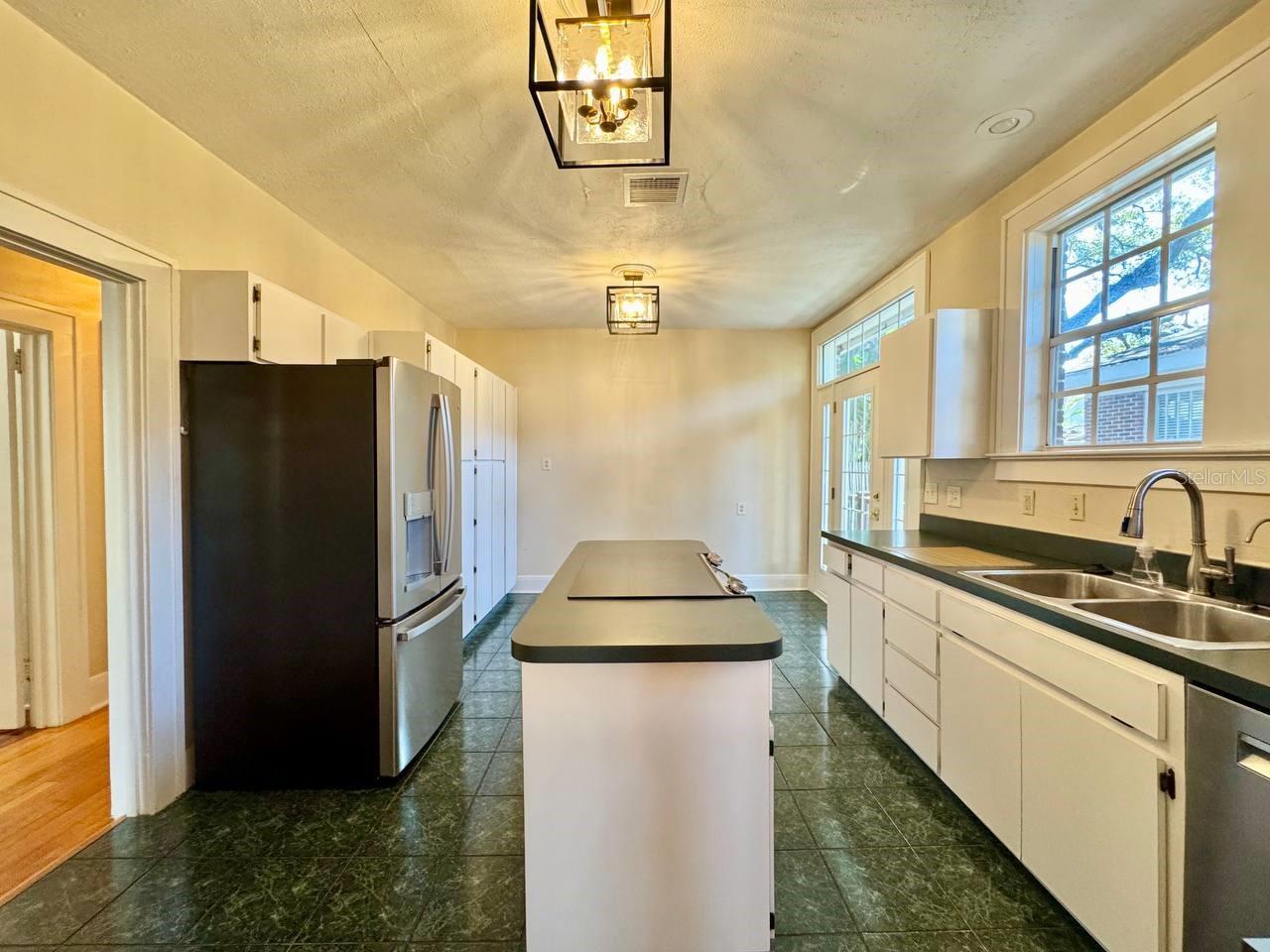 3112 W PALMIRA AVE, TAMPA, FL, 33629