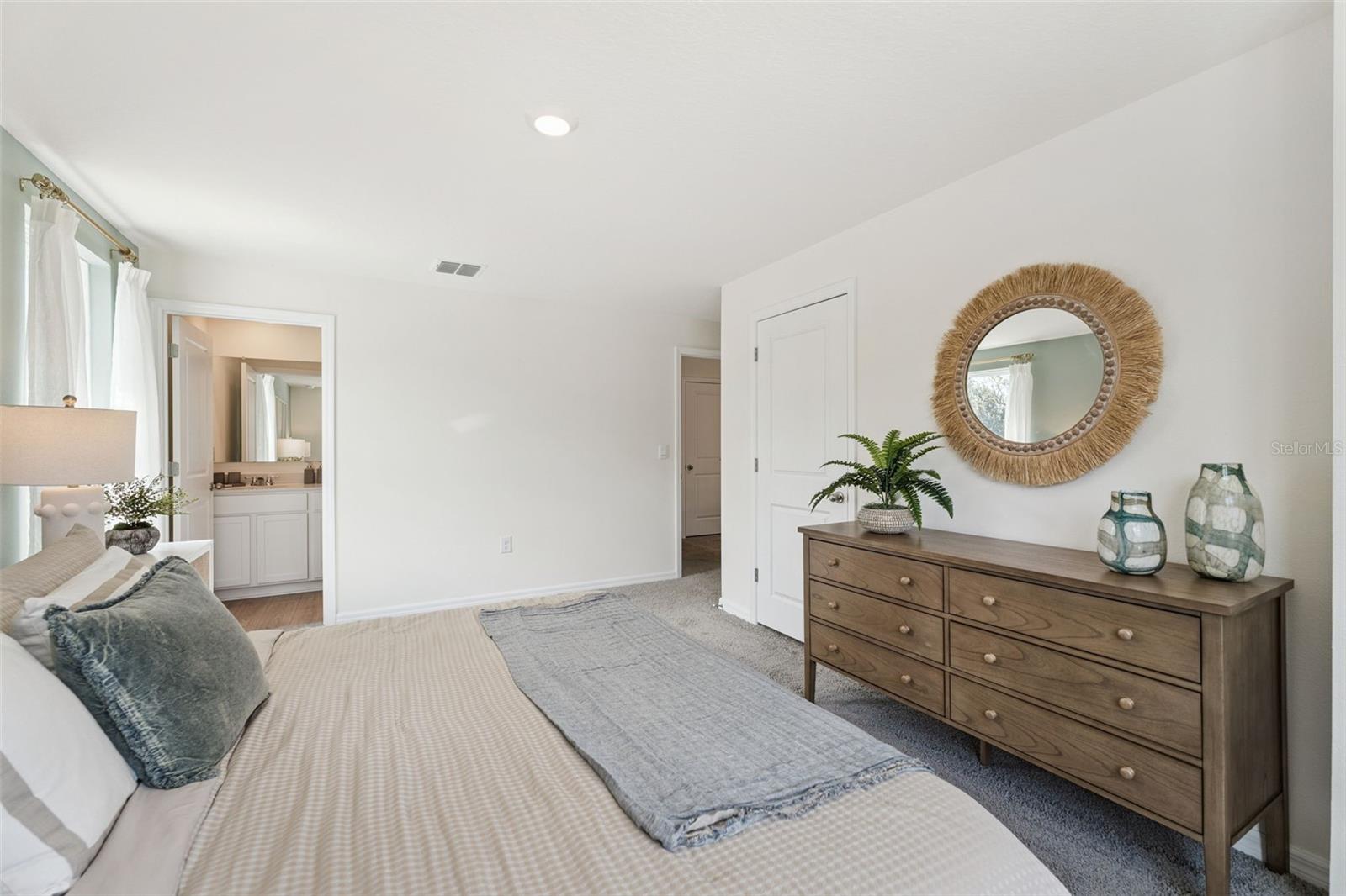 508 ZINFANDEL DR, DAYTONA BEACH, FL, 32117