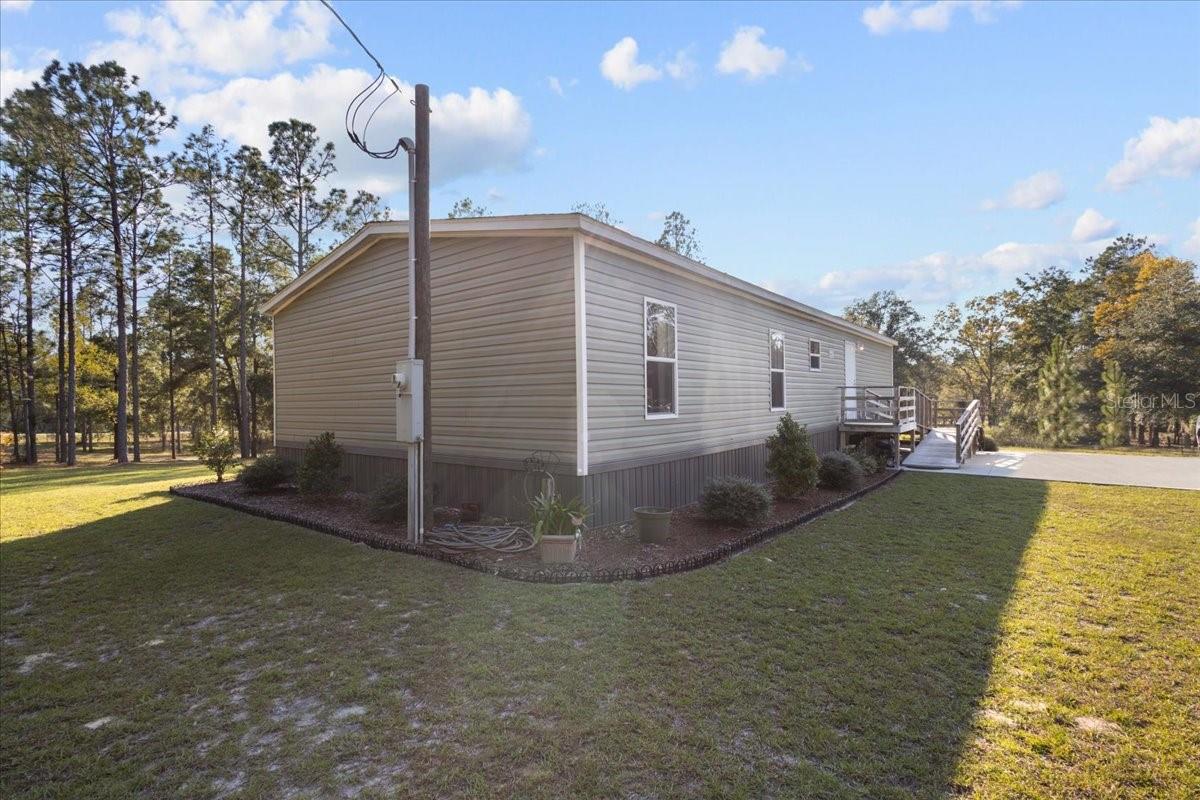 2710 NW COUNTY ROAD 340, BELL, FL, 32619
