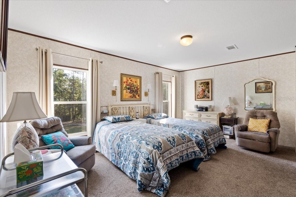 2710 NW COUNTY ROAD 340, BELL, FL, 32619