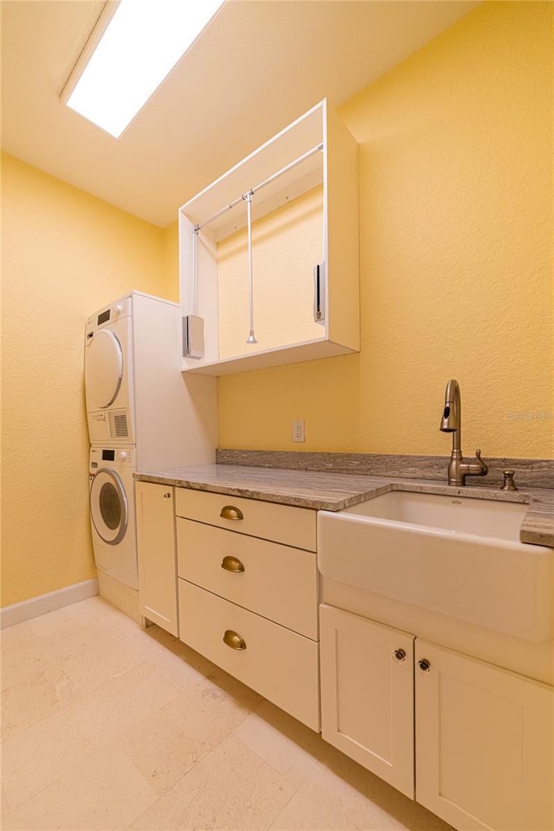 6249 VISTA VERDE DR W, ST PETERSBURG, FL, 33707