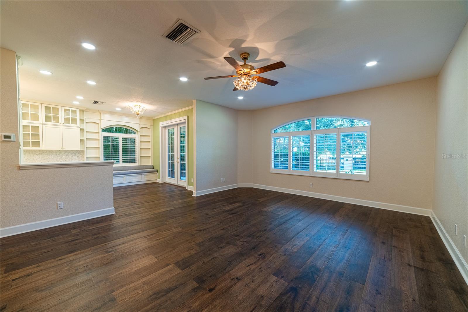 6249 VISTA VERDE DR W, ST PETERSBURG, FL, 33707