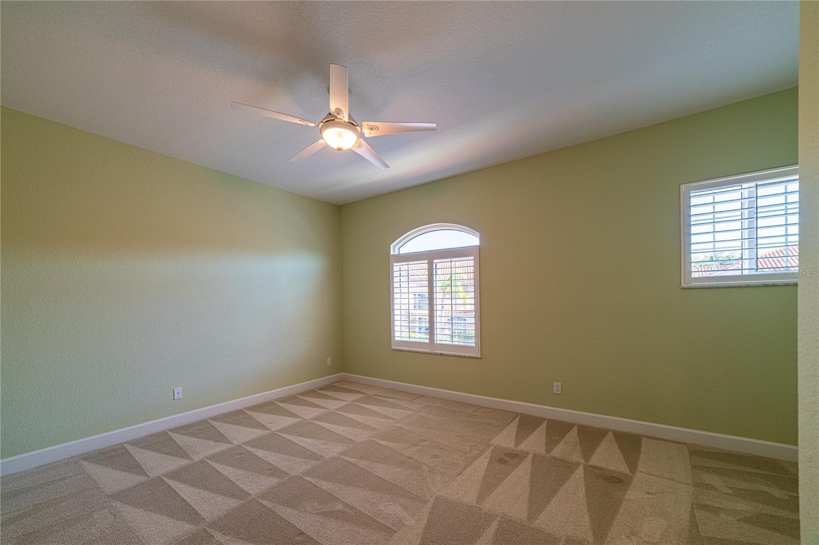 6249 VISTA VERDE DR W, ST PETERSBURG, FL, 33707