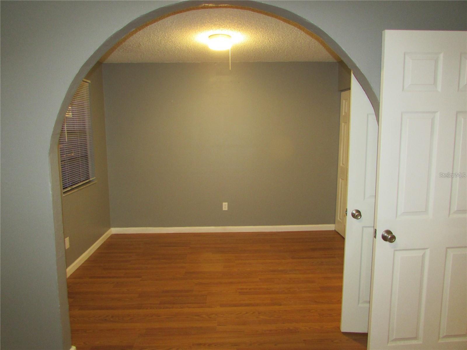 5305 ABINGER CT, TAMPA, FL, 33624