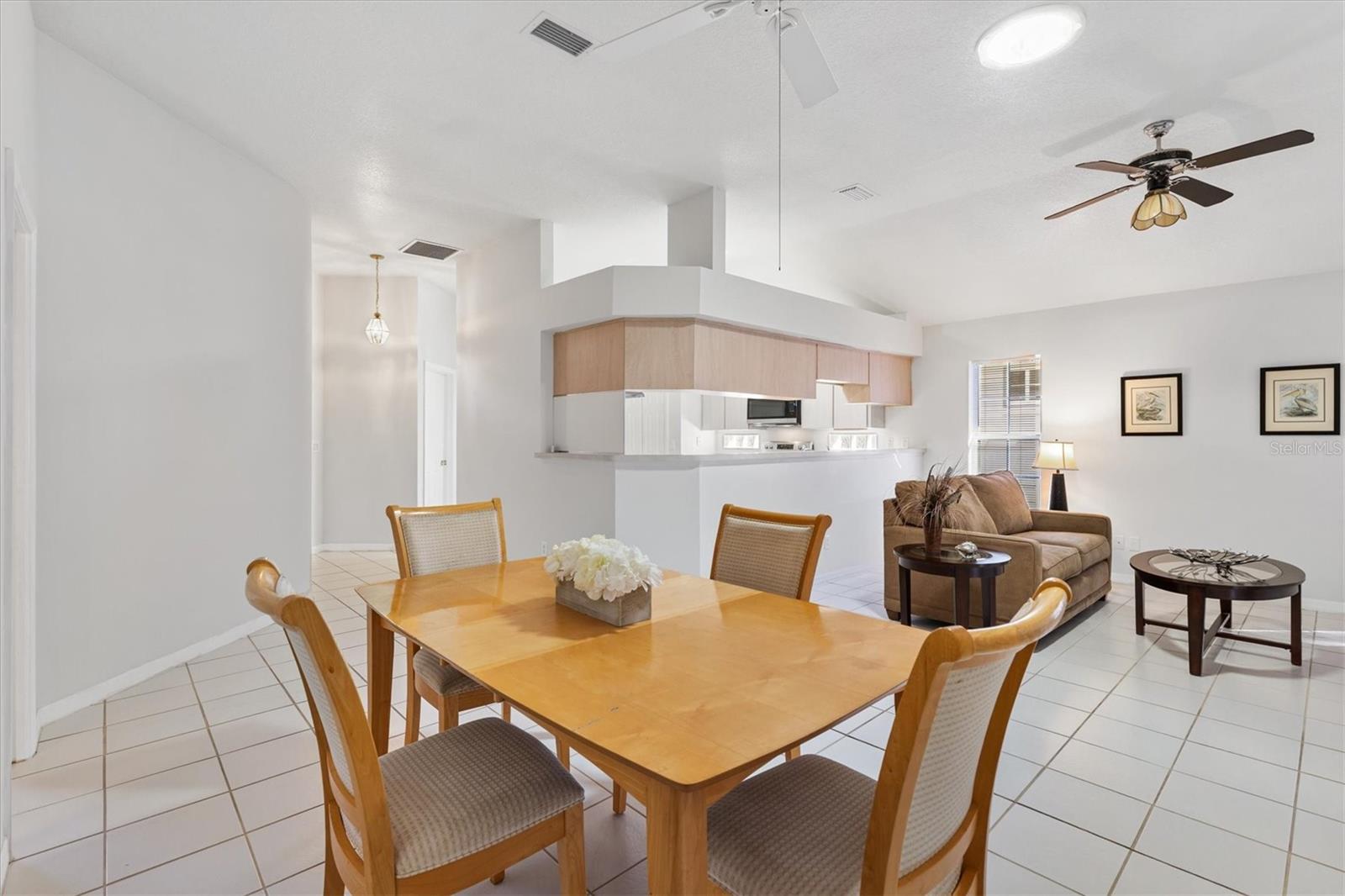 5610 KING JAMES AVE, LEESBURG, FL, 34748