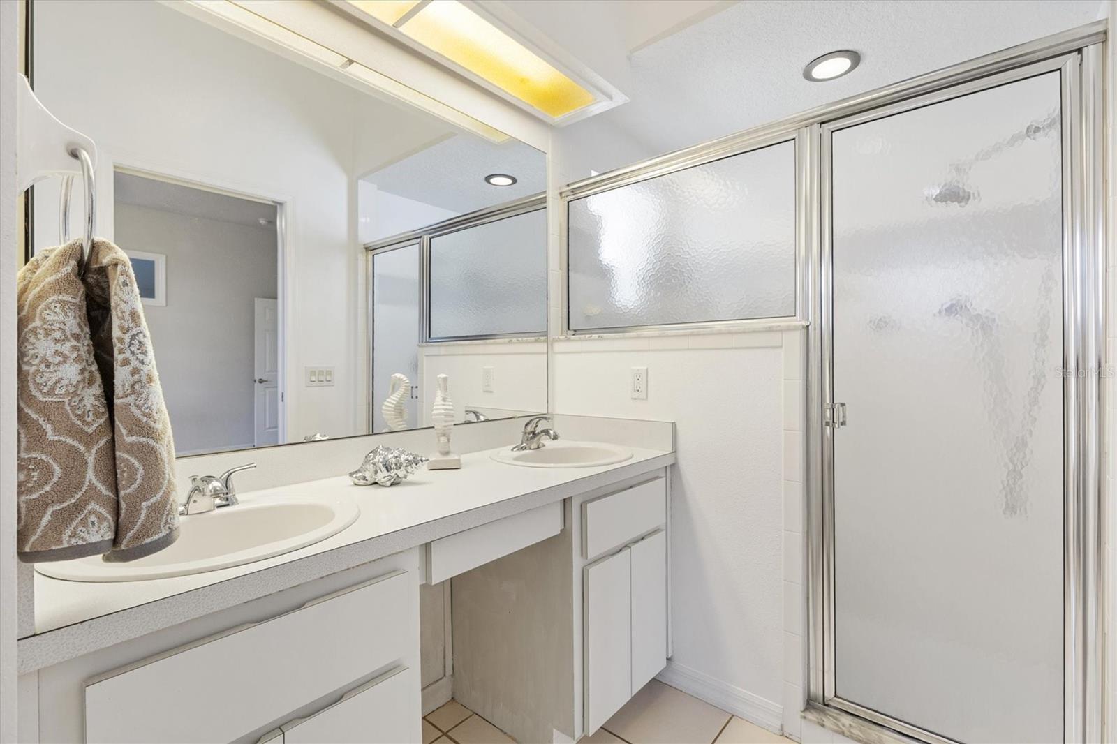 5610 KING JAMES AVE, LEESBURG, FL, 34748