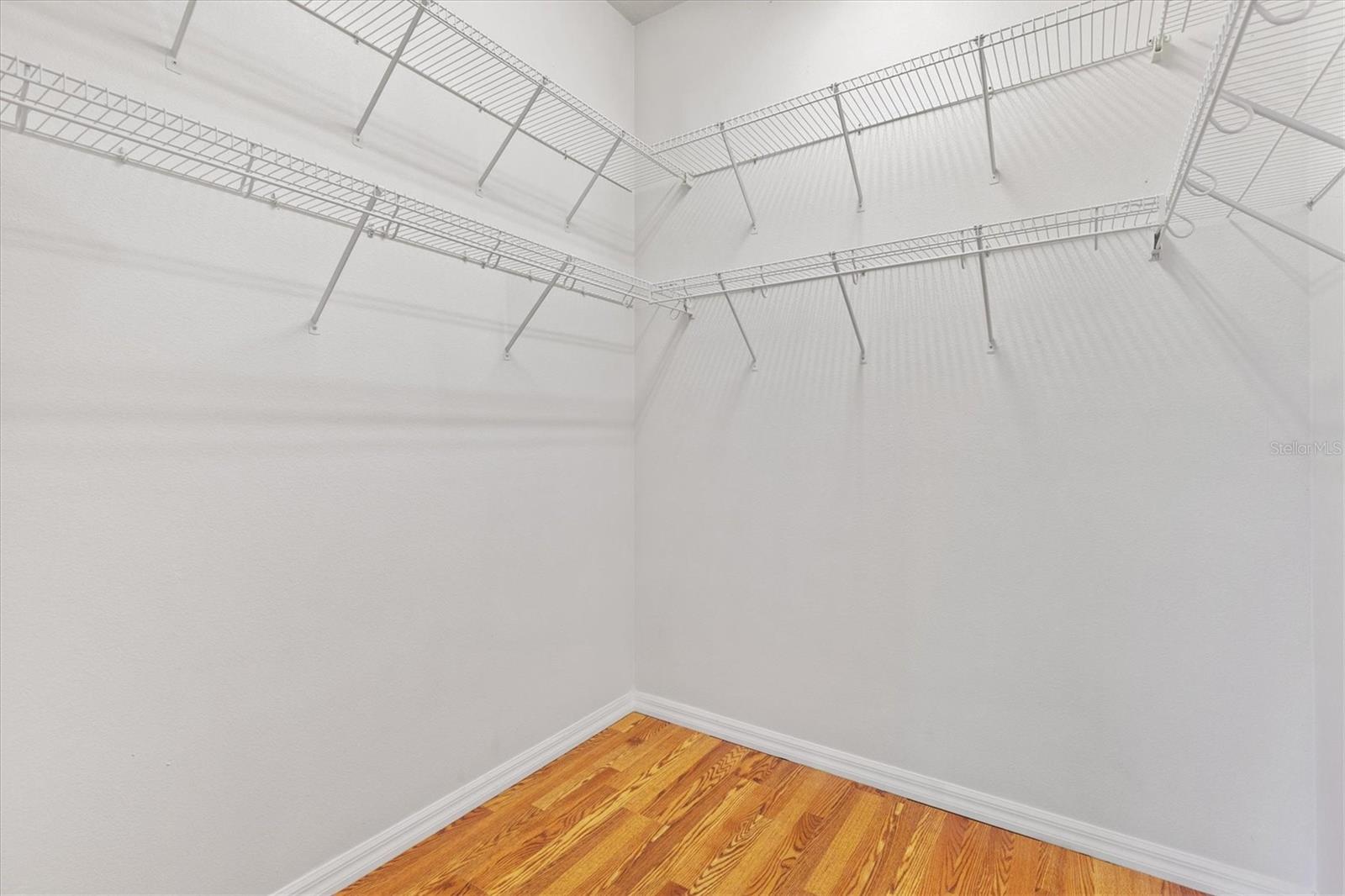 5610 KING JAMES AVE, LEESBURG, FL, 34748