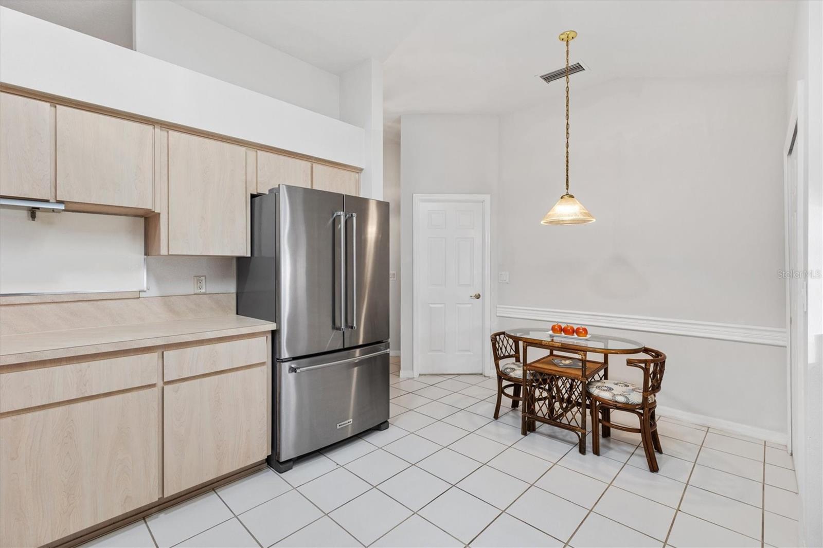 5610 KING JAMES AVE, LEESBURG, FL, 34748