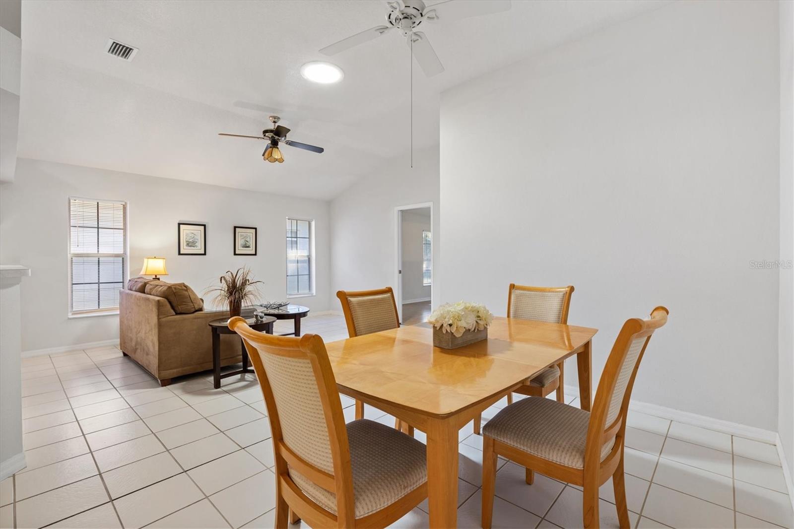 5610 KING JAMES AVE, LEESBURG, FL, 34748