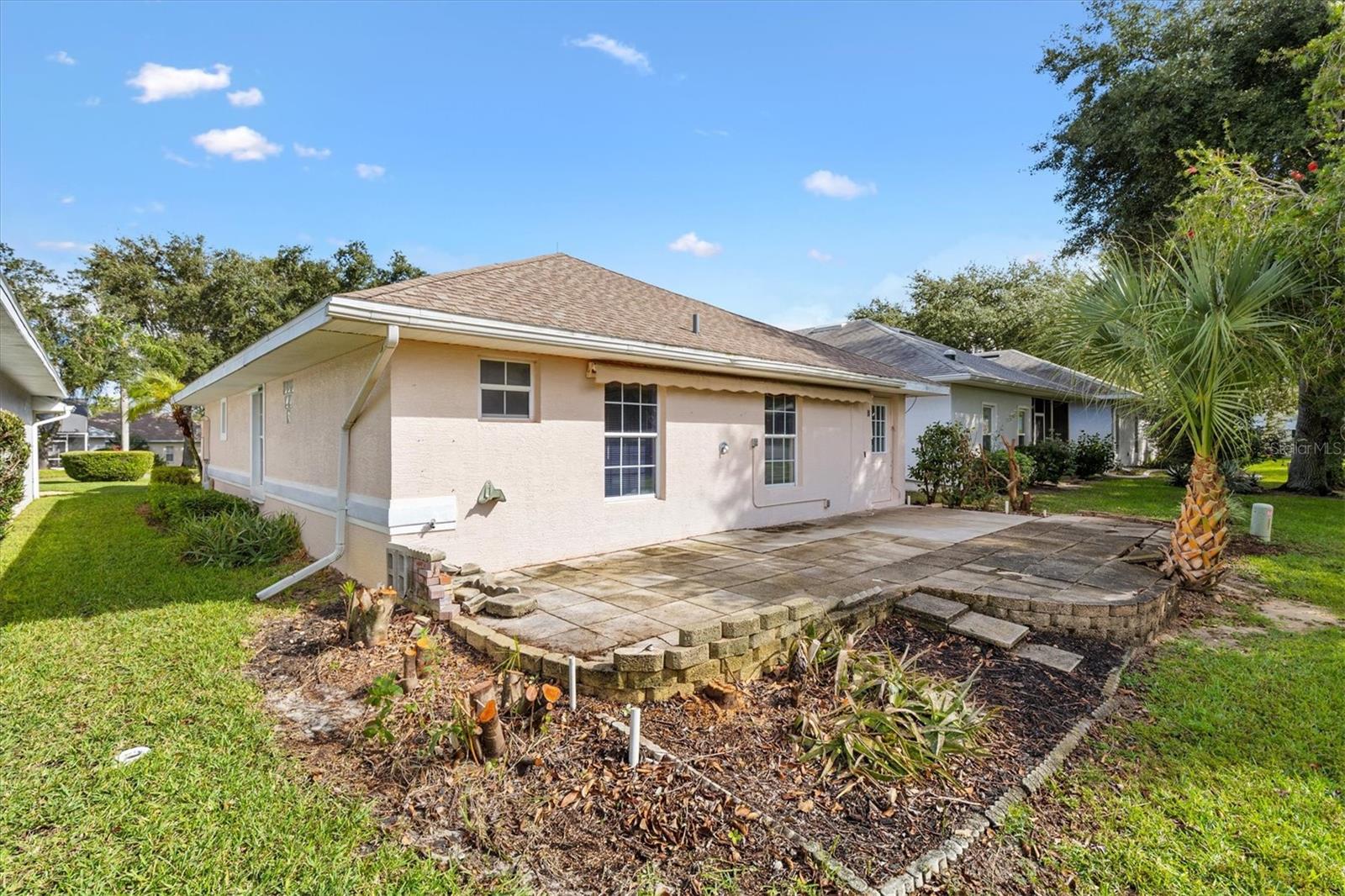 5610 KING JAMES AVE, LEESBURG, FL, 34748