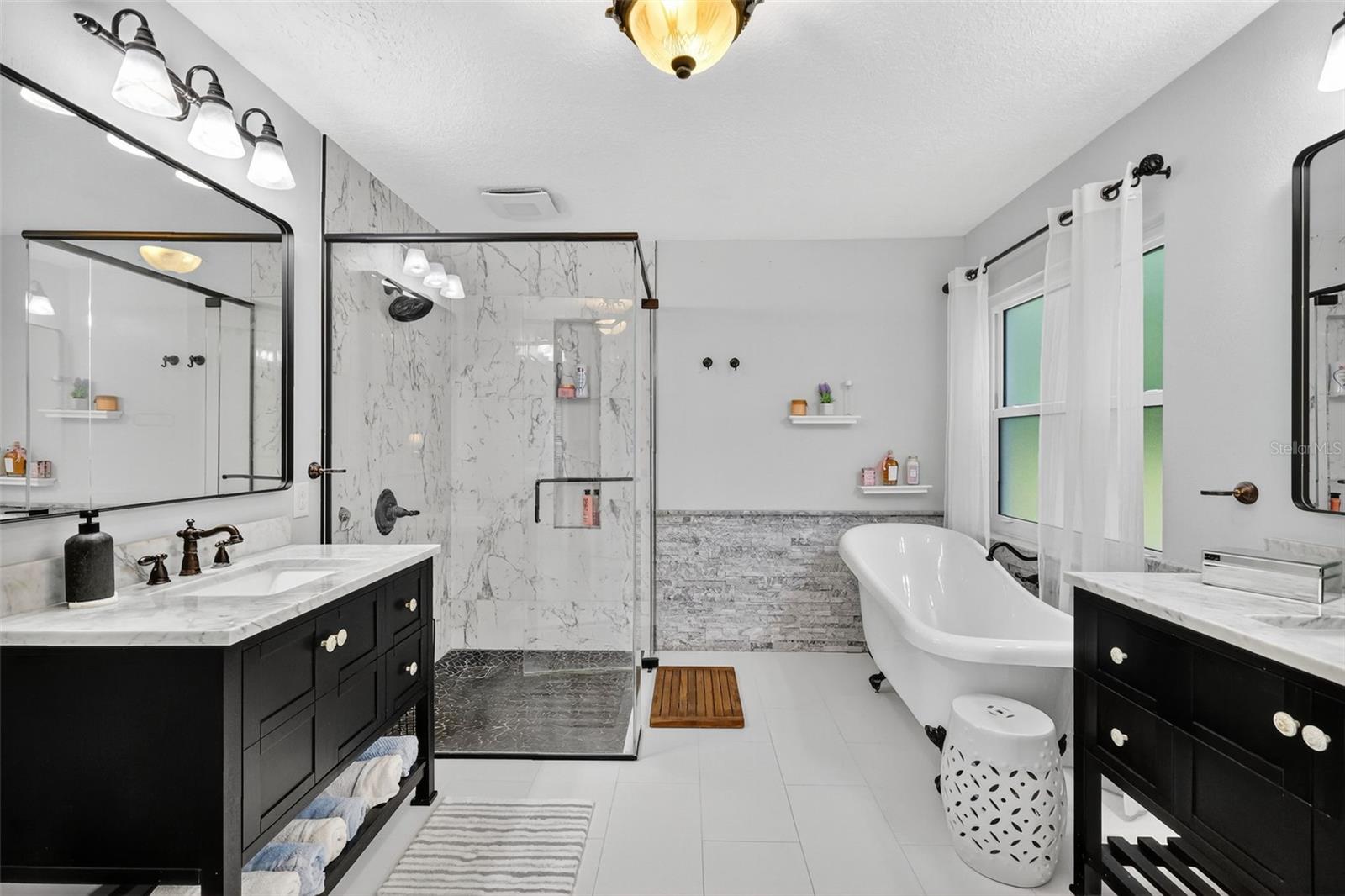 33043 WINDY OAK ST, SORRENTO, FL, 32776