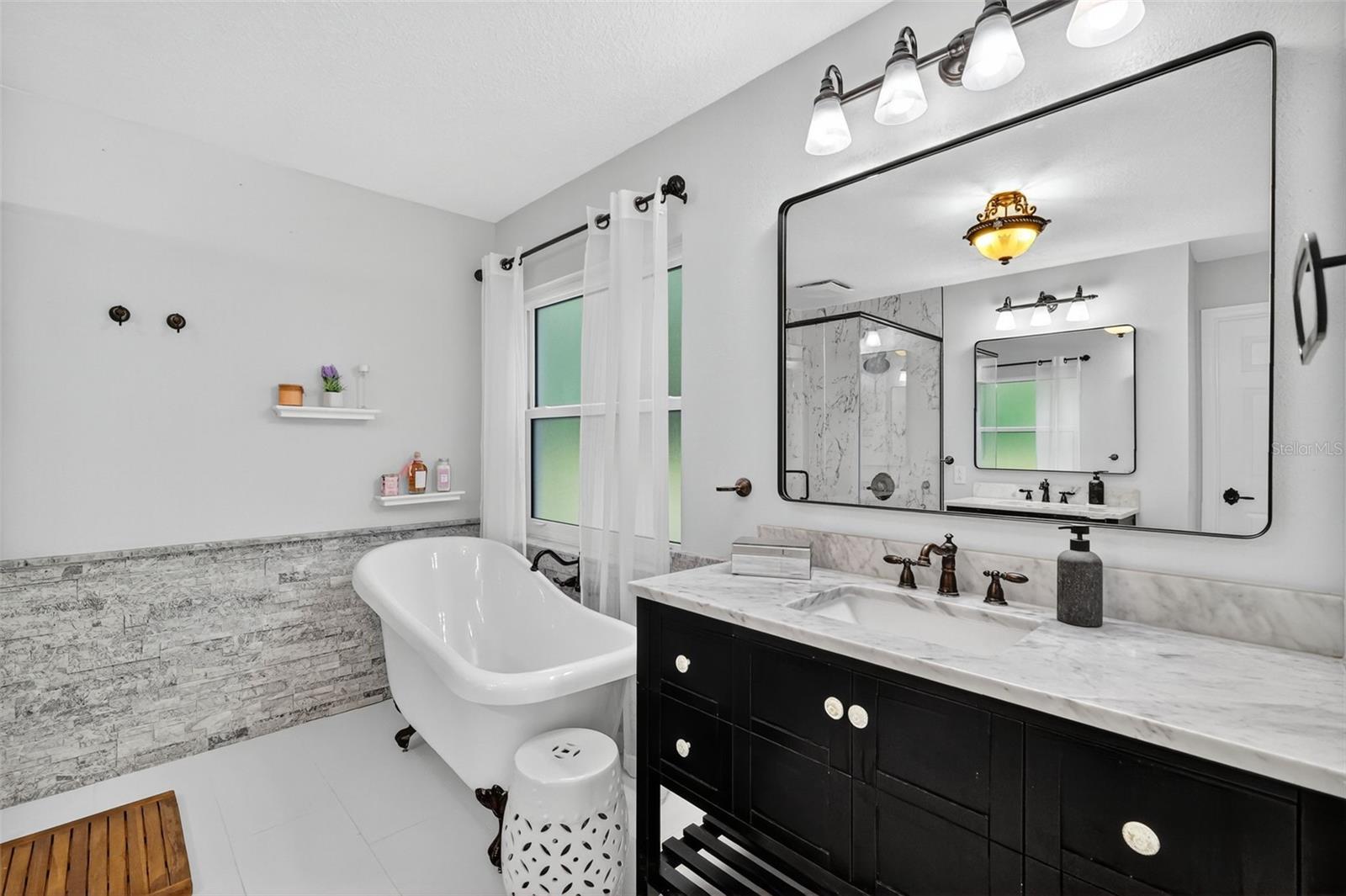 33043 WINDY OAK ST, SORRENTO, FL, 32776