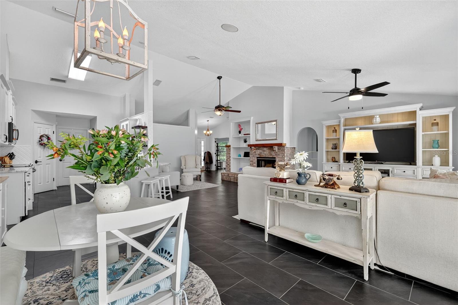 33043 WINDY OAK ST, SORRENTO, FL, 32776