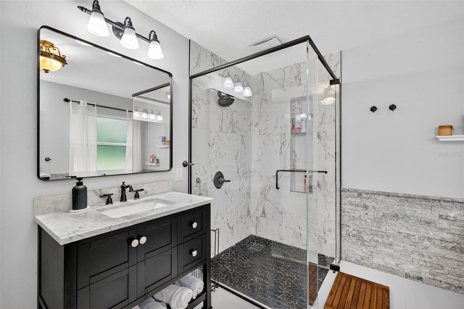 33043 WINDY OAK ST, SORRENTO, FL, 32776