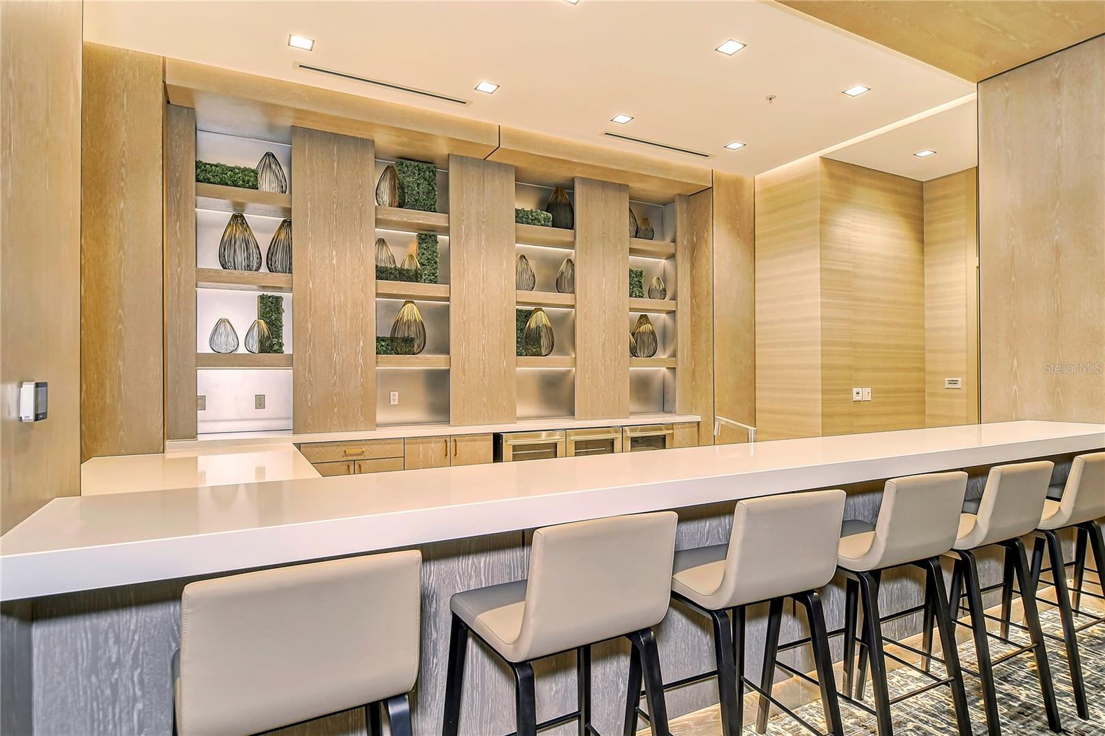 111 S PINEAPPLE AVE #1103, SARASOTA, FL, 34236