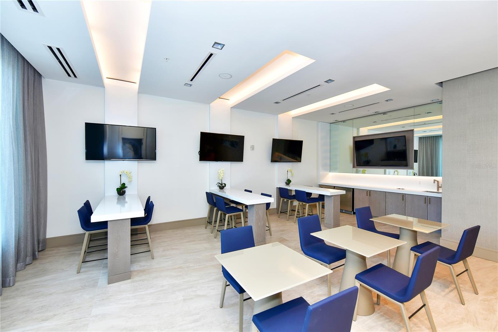 111 S PINEAPPLE AVE #1103, SARASOTA, FL, 34236