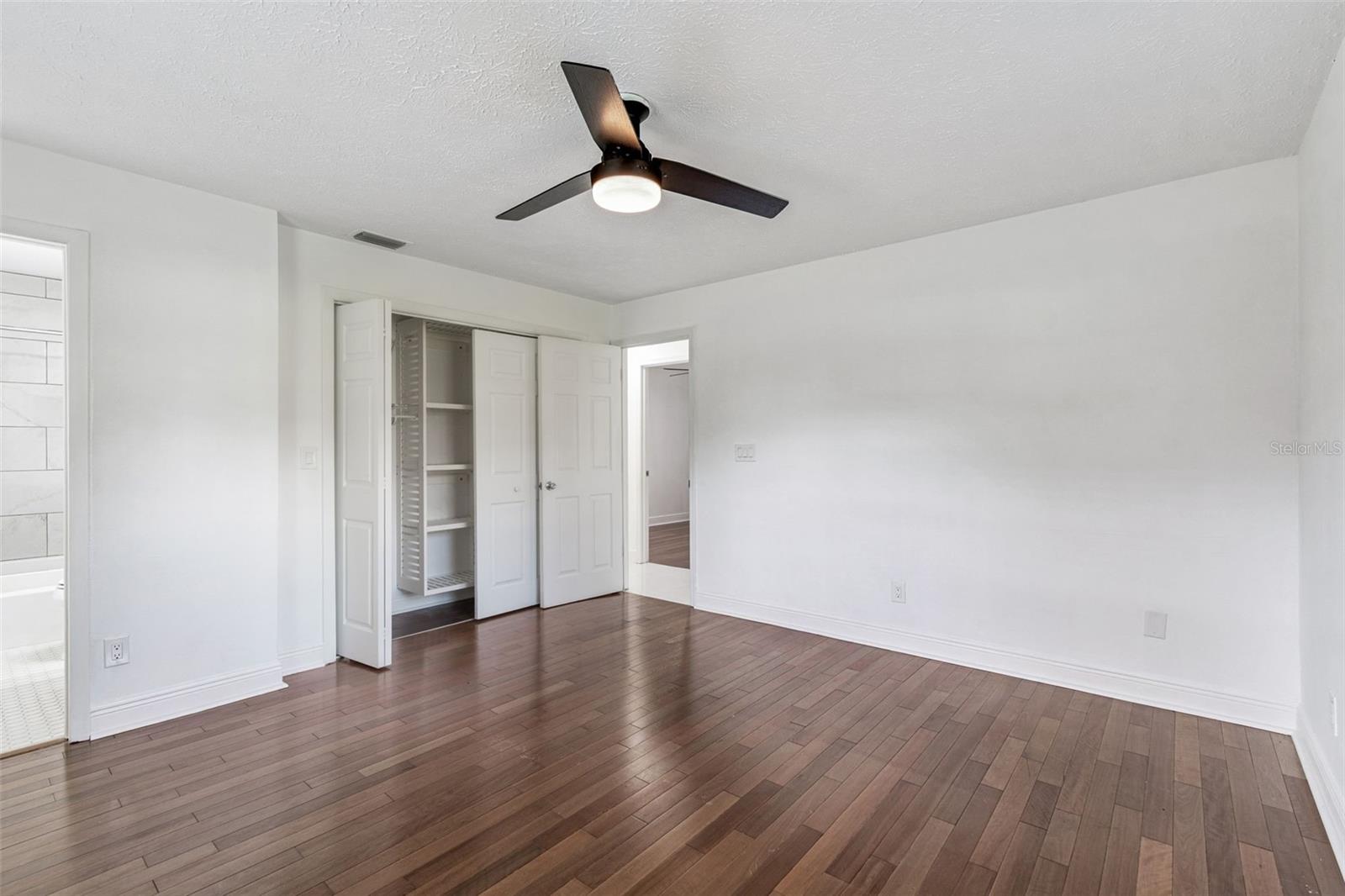 210 LAKE HOBBS RD, LUTZ, FL, 33548