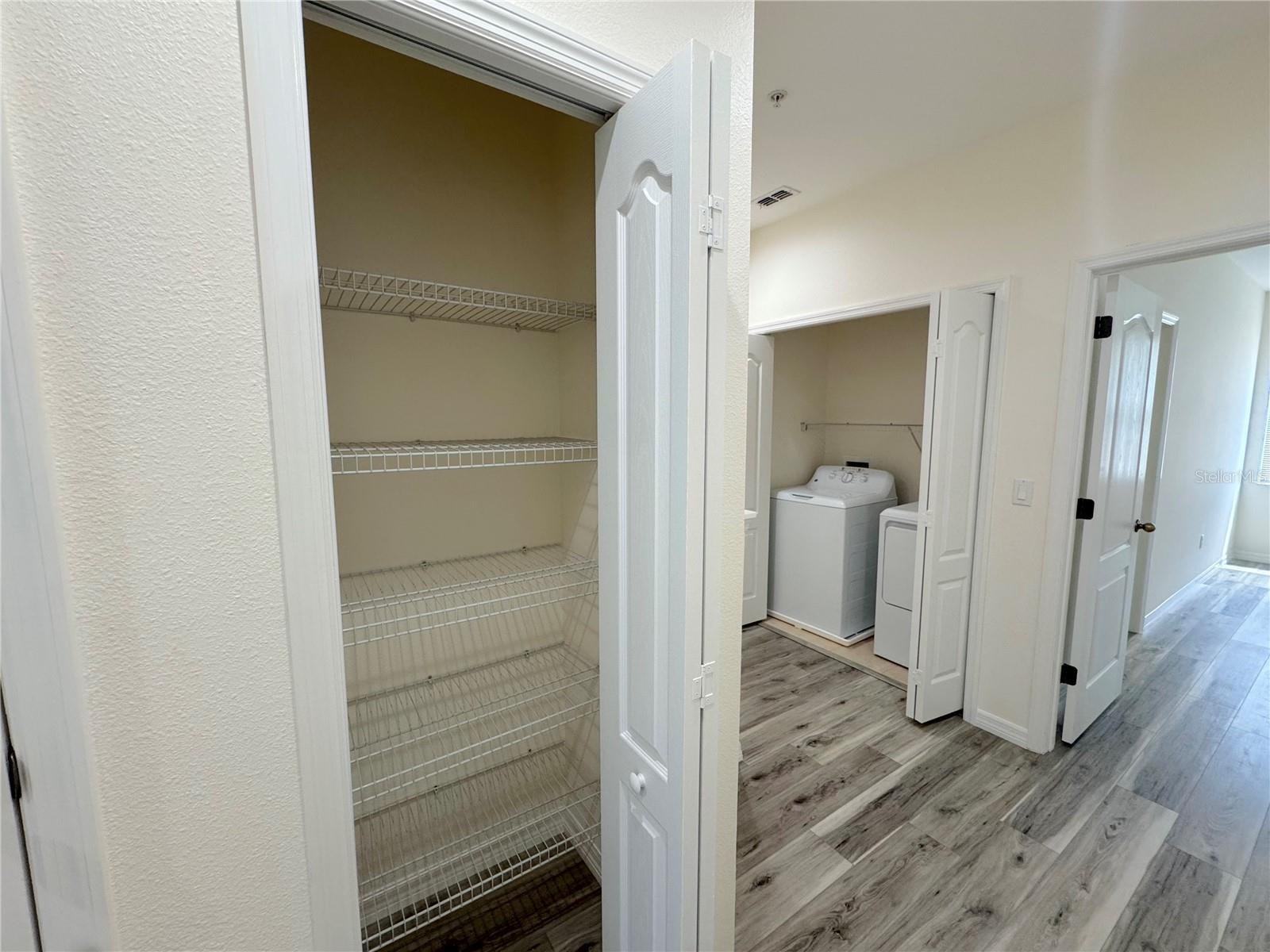 1390 GRANTHAM DR, SARASOTA, FL, 34234