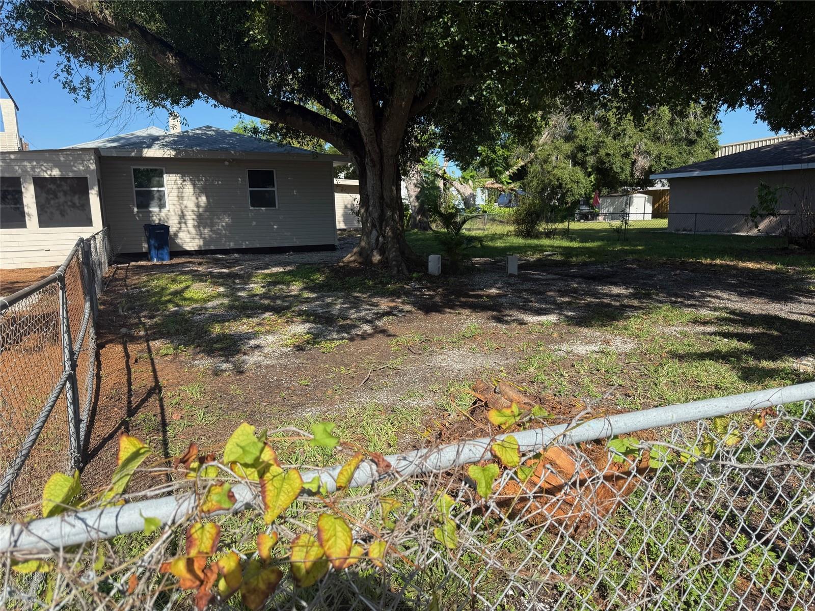 1207 30TH AVE E, BRADENTON, FL, 34208