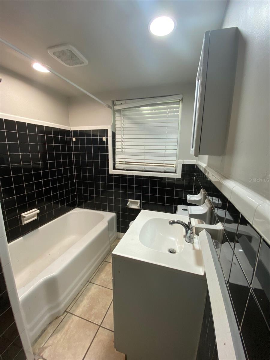 1110 N MARYLAND AVE, PLANT CITY, FL, 33563