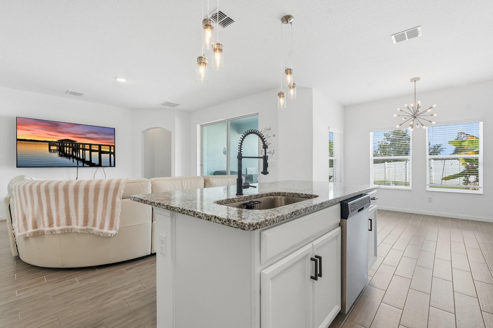 6013 MOUNT ZION CIR, DELAND, FL, 32724