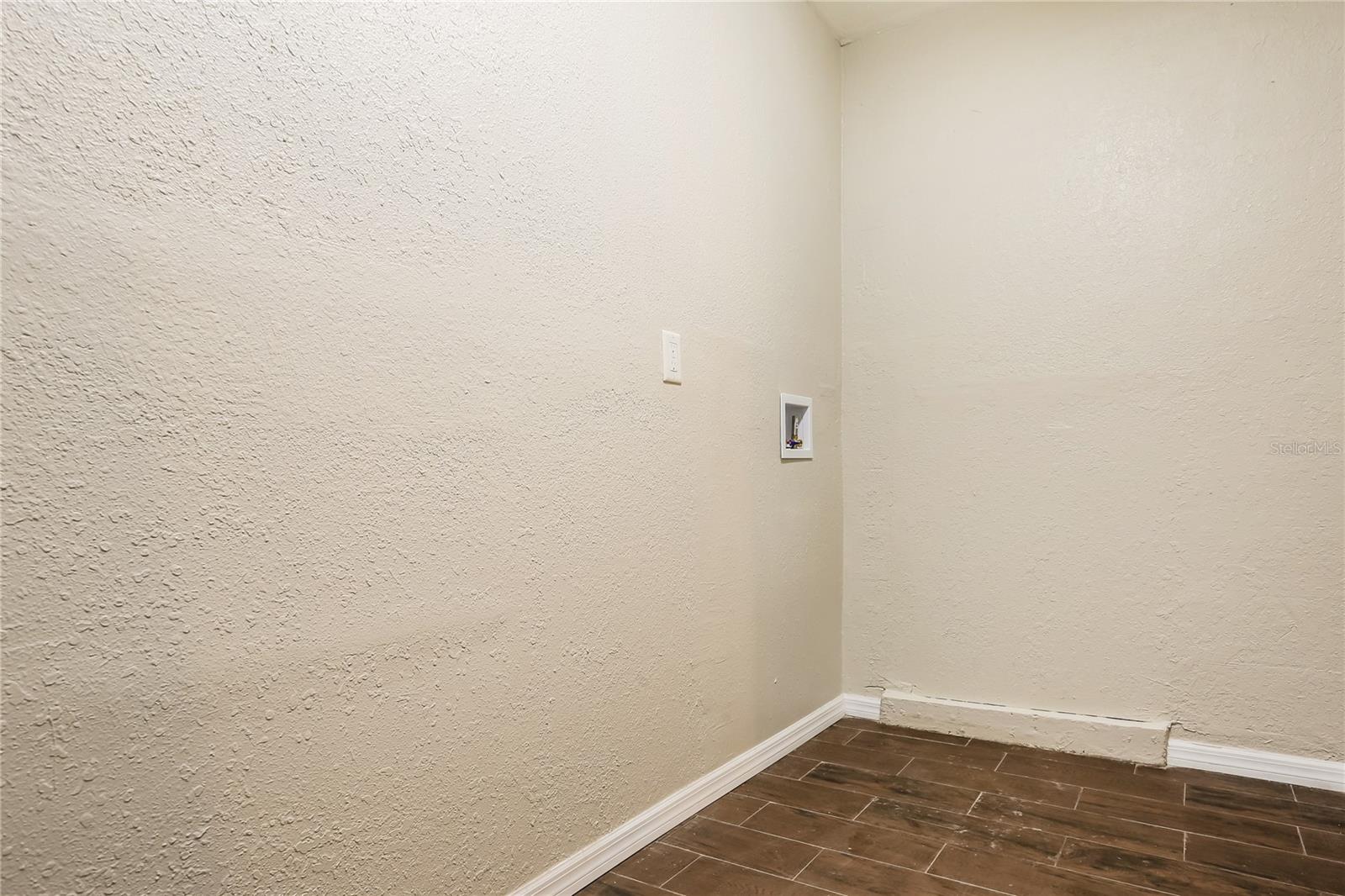 3919 LONGHORN DR, SARASOTA, FL, 34233