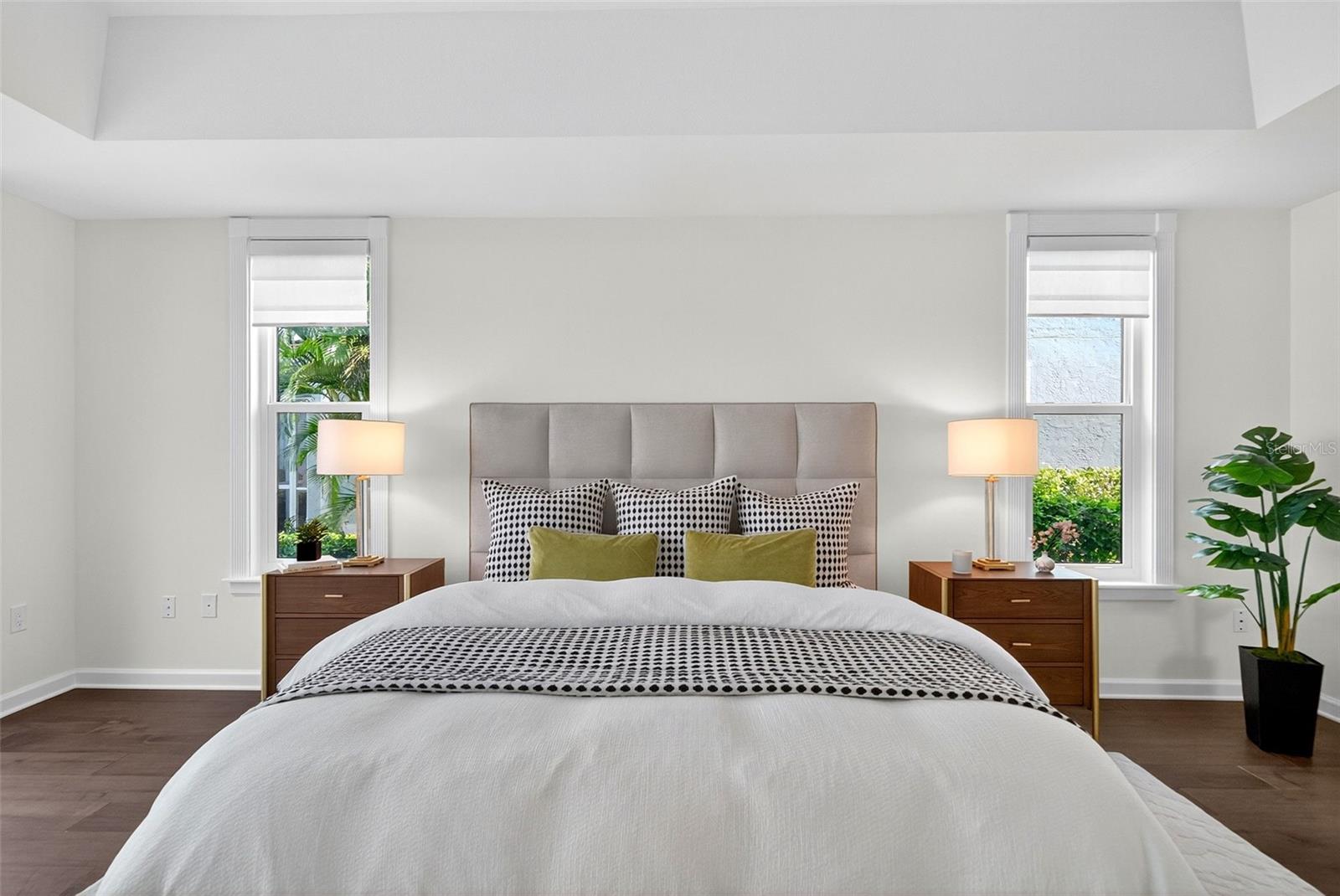 3488 MISTLETOE LN, LONGBOAT KEY, FL, 34228