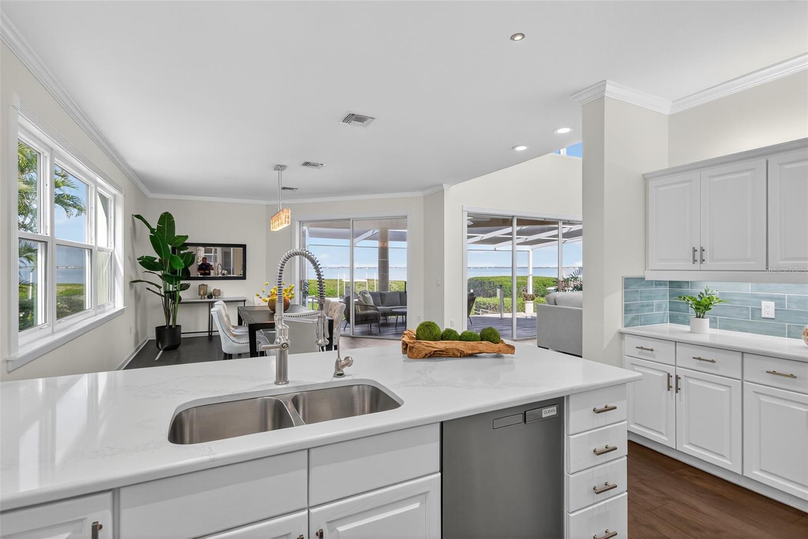 3488 MISTLETOE LN, LONGBOAT KEY, FL, 34228