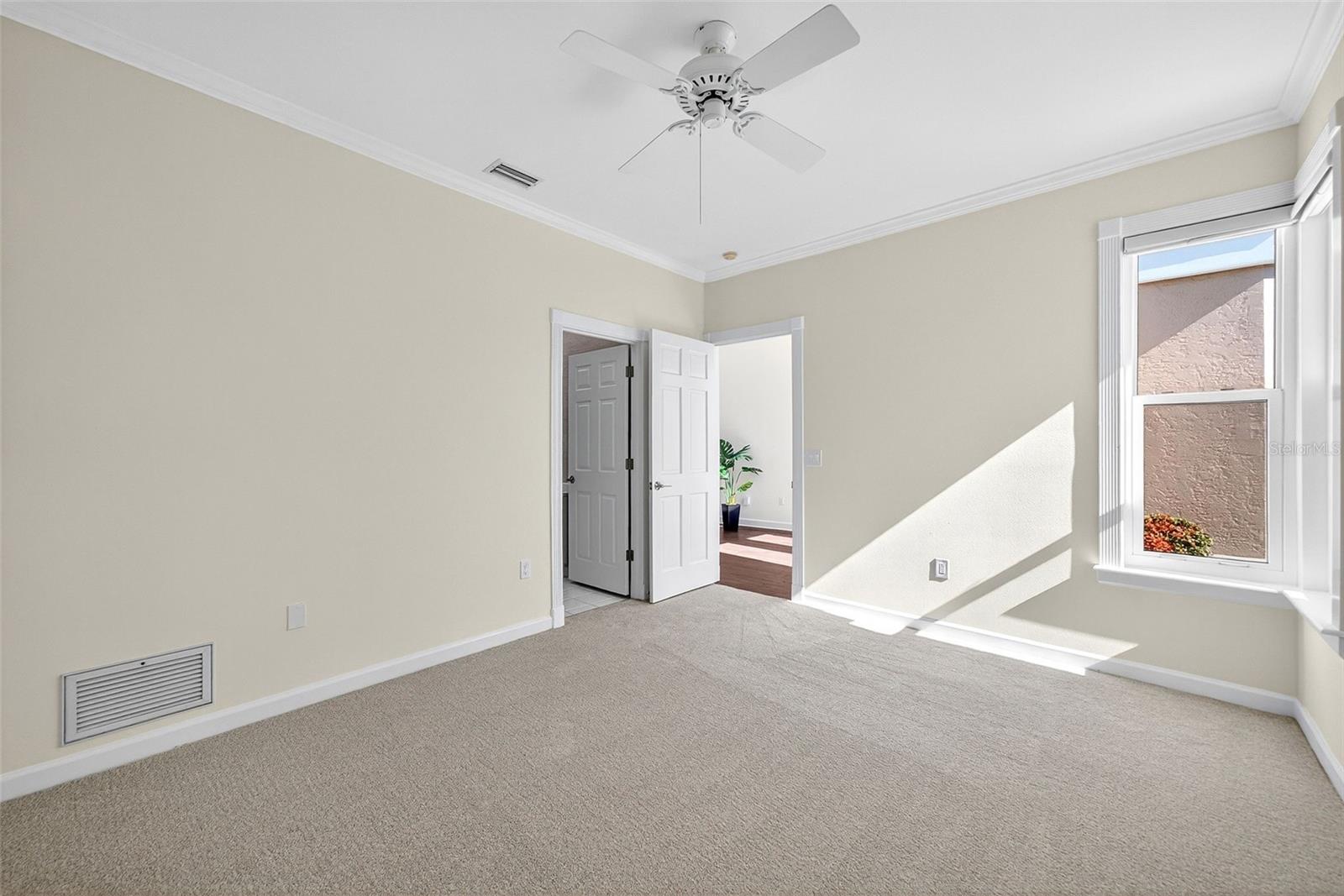 3488 MISTLETOE LN, LONGBOAT KEY, FL, 34228