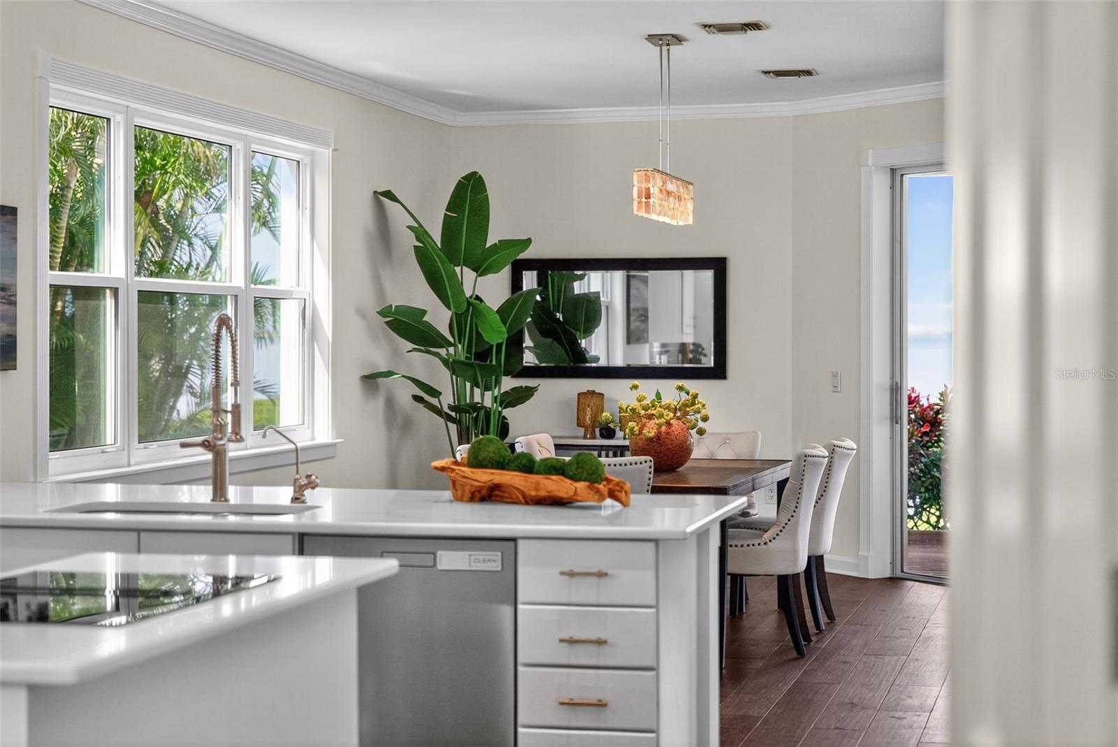 3488 MISTLETOE LN, LONGBOAT KEY, FL, 34228