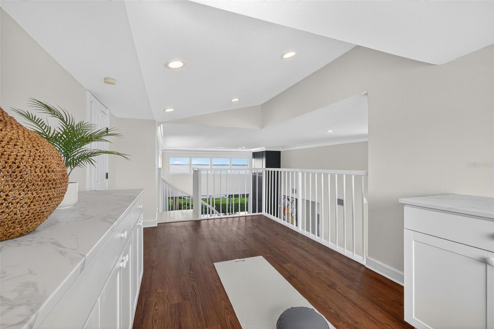 3488 MISTLETOE LN, LONGBOAT KEY, FL, 34228