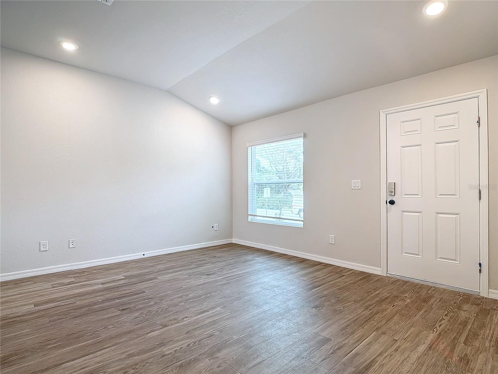 27169 WASHINGTON ST, PUNTA GORDA, FL, 33983