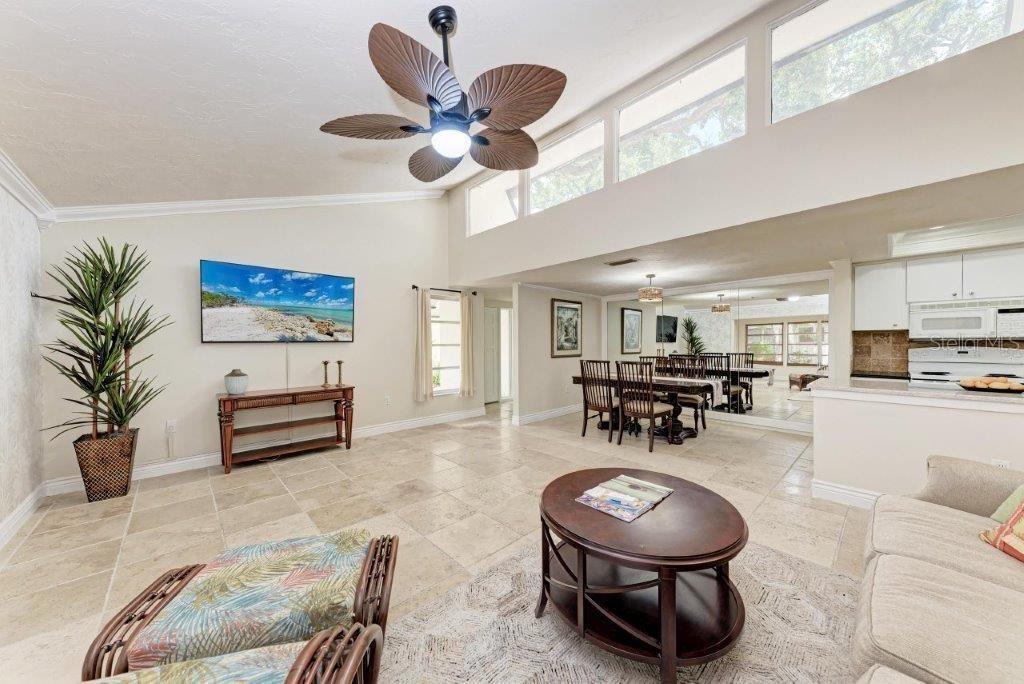 2237 CIRCLEWOOD DR #18, SARASOTA, FL, 34231